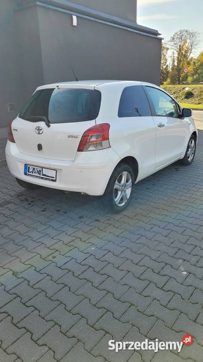 Toyota Yaris 133 VVTI 992011 R106 Skawina