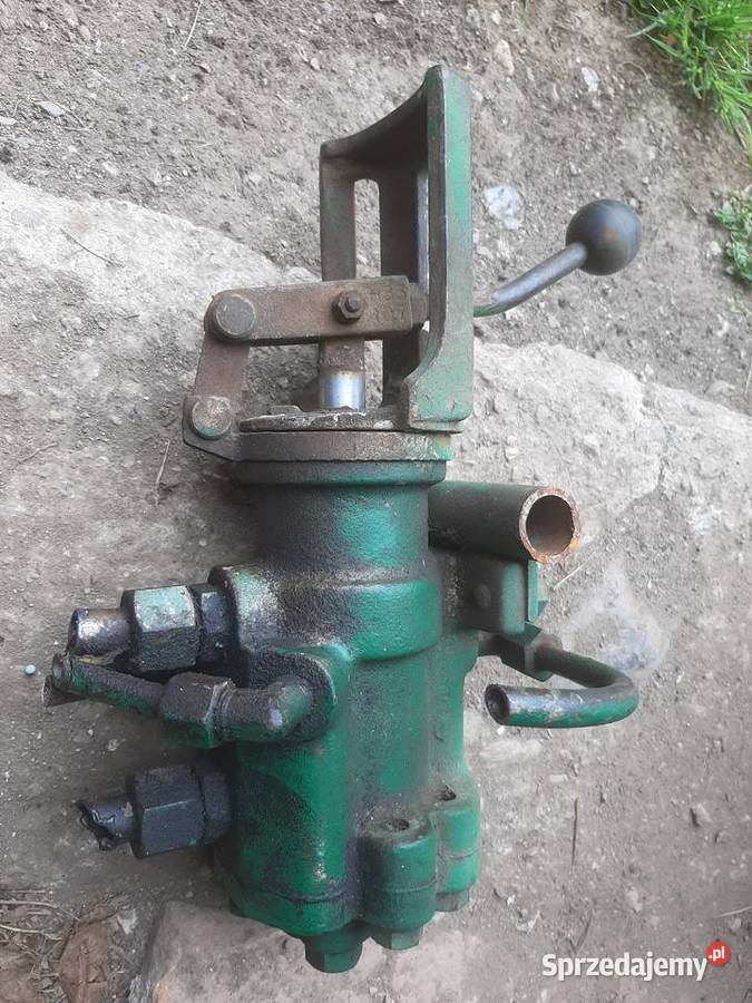 Rozdzielacz hydrauliczny kombajnu klaass Bolków