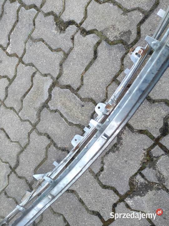 TESLA S GRILL ATRAPA CHROM ZDERZAKA 101741400D Przemęt