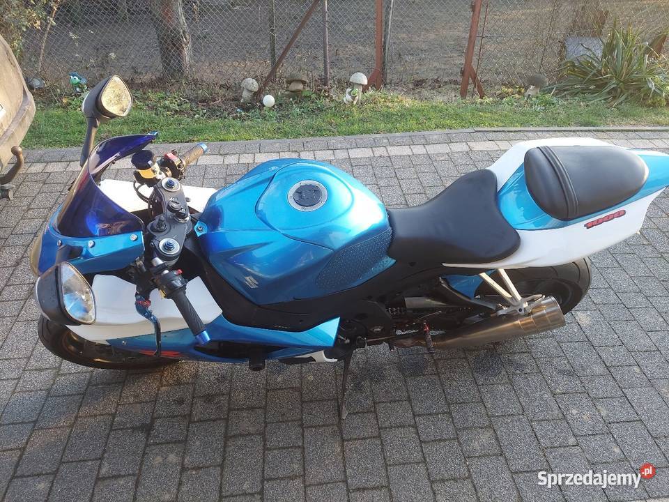 Suzuki gsxr 1000 k8 Blizne