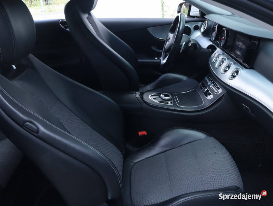 Mercedes E E 200 wspomaganie kierownicy Klasa E Łódź