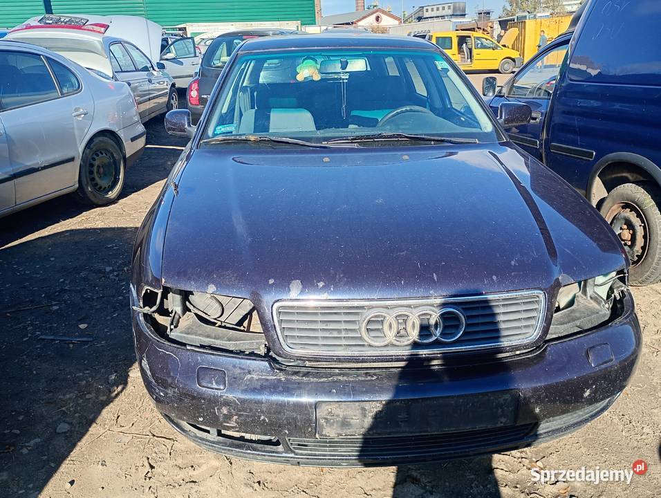 Audi A4B5 18 LZ5L licznik części transport FV osobowe Wałbrzych