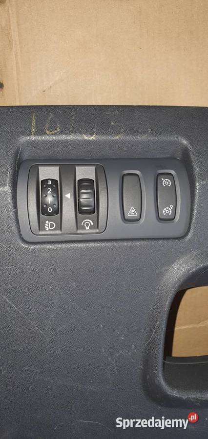 Element deski rozdzielczej Renault Megane II Nysa