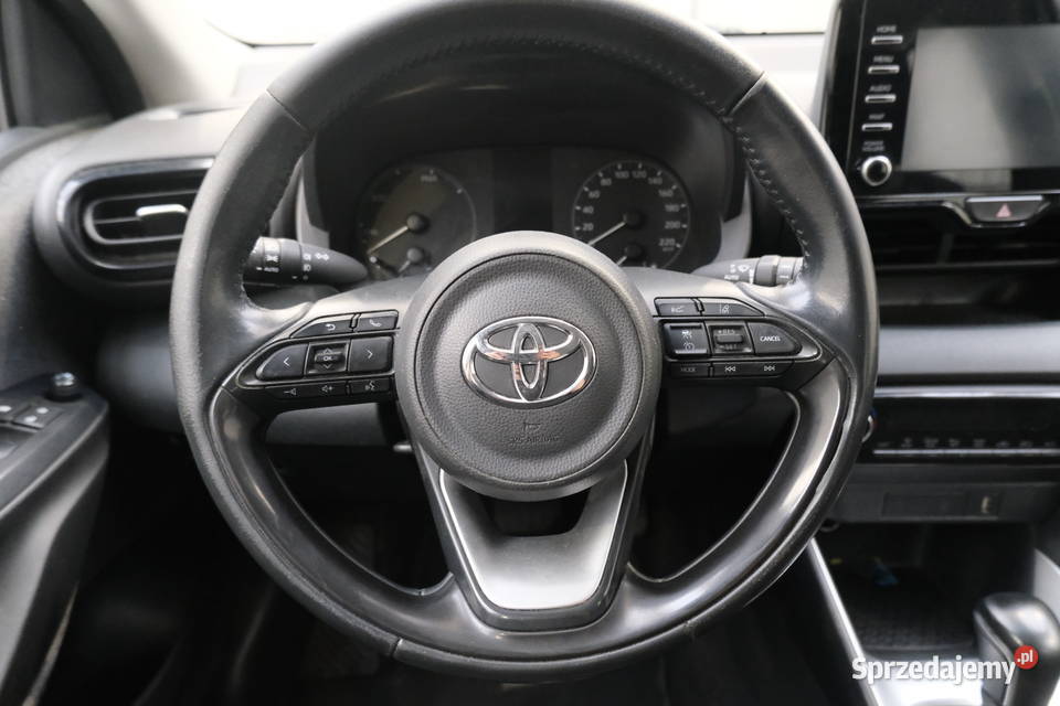 TOYOTA YARIS 2021 1490 ccm 80 sprzedam