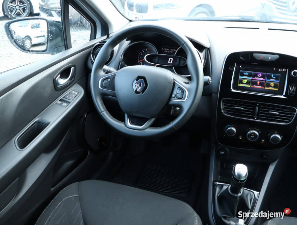 Renault Clio 09 TCe Kombi Piaseczno
