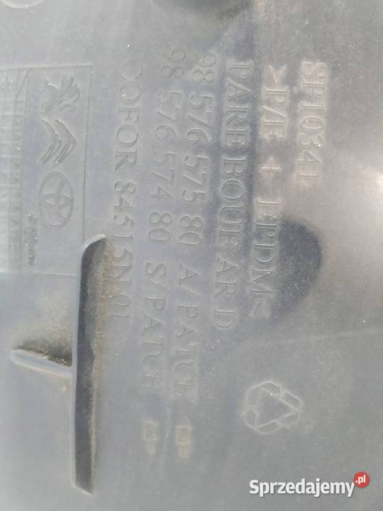 NADKOLE PRAWY LEWY TYŁ KPL 9857657880 Toyota Rok produkcji 2023 sprzedam