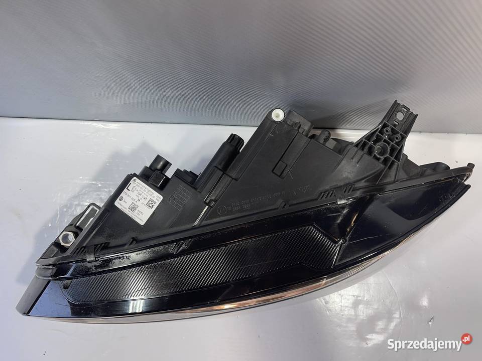 VW TOURAN 2 5T LEWA LAMPA PRZÓD Ostroróg