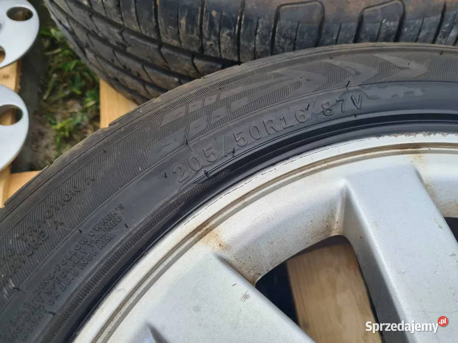 Koła aluminiowe Renault 16 opony letnie 20550 Samochodowe Międzyrzecze
