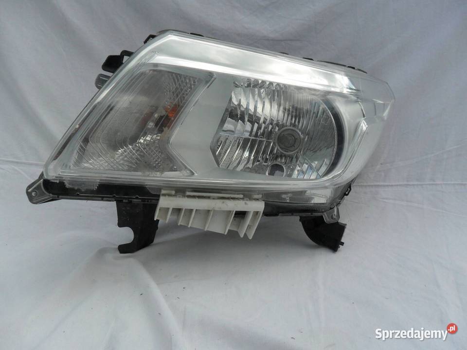 REFLEKTOR PRZÓD STRONA LEWA NISSAN NAVARA D23 Nowy Tomyśl