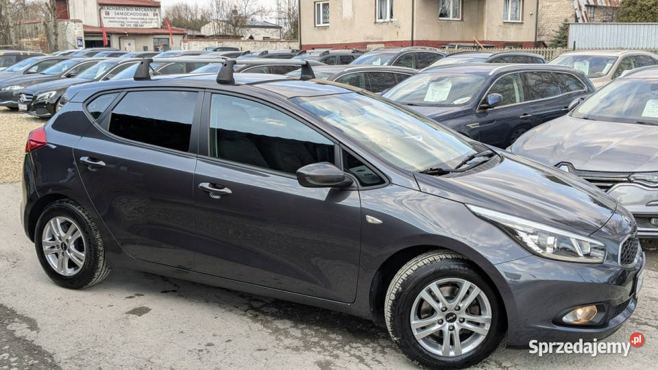 Kia Ceed 14i100OPŁACONYBezwypadkowy Hatchback Częstochowa