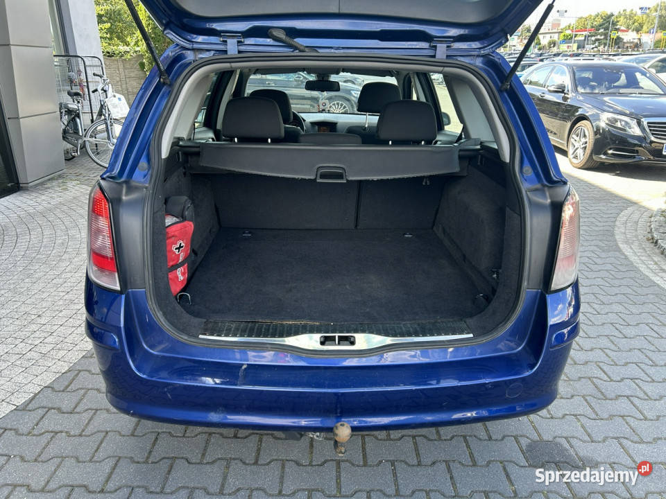 Opel Astra 7 lat 1en wł klima tempomat 6bieg VAT marża sprzedam