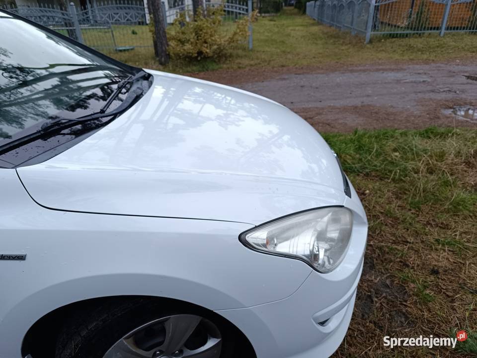 HYUNDAI i30 14 benzyna nieuszkodzony Hyundai Pobierowo