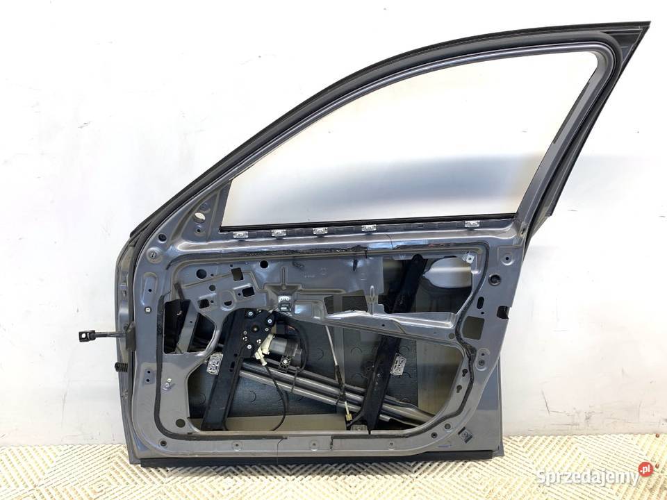 DRZWI PRAWY PRZÓD BMW E60 SedanLimuzyna 0310