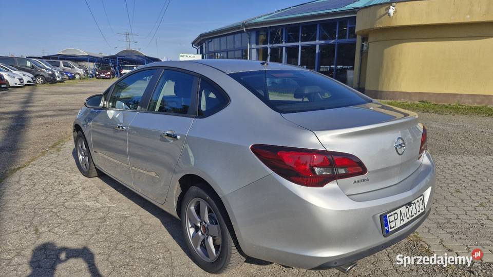 Opel Astra J instalacja gazowanavikamera Zarejestrowany w Polsce śląskie Mysłowice