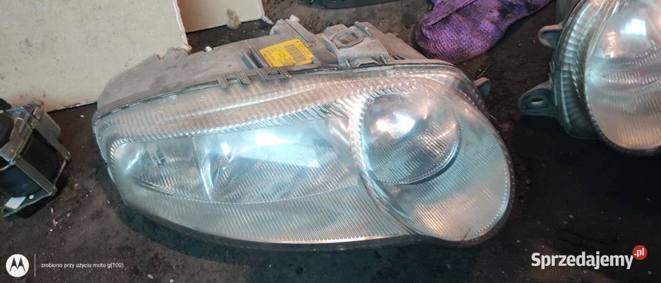 Reflektor lampa lewa prawa przód przednia Alfa Lampy przednie