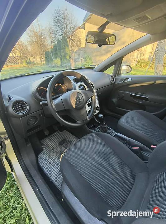 Opel Corsa 12LPG 145 bezwypadkowy Koniecpol
