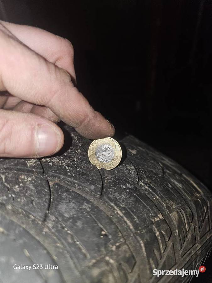 Cztery felgi z oponami zimowymi Samochodowe warmińsko-mazurskie Olsztyn