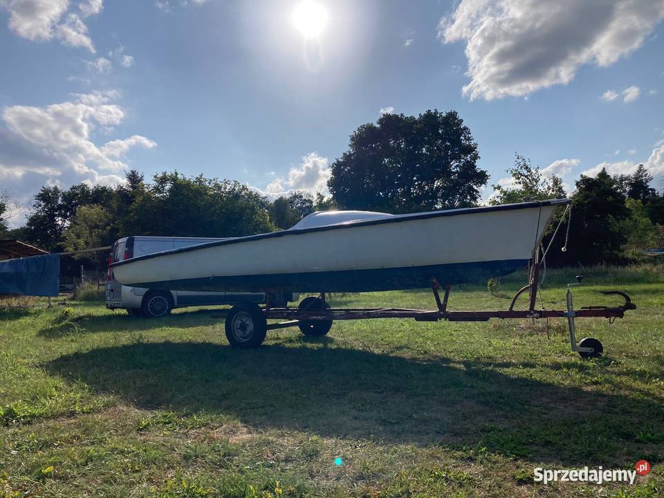Sprzedam łódkę do wędkowania Żeglarstwo Dębno