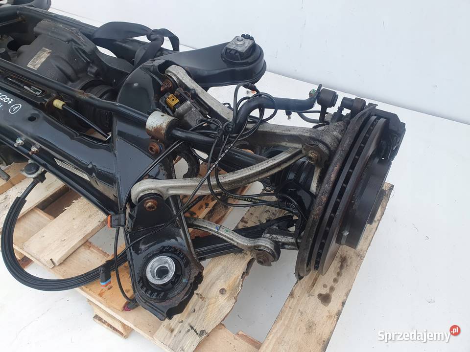 Mercedes W207 30 V6 CDI TYLNE ZAWIESZENIE TYŁ