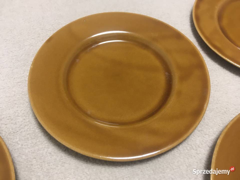 PRL talerzyk talerzyki deserowe 17 brązowe Porcelana i szkło Kołobrzeg sprzedam