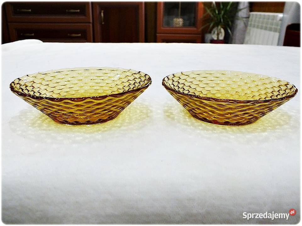 Dwie Salaterki Małe Miseczki Miodowe Huta Szkła Żary