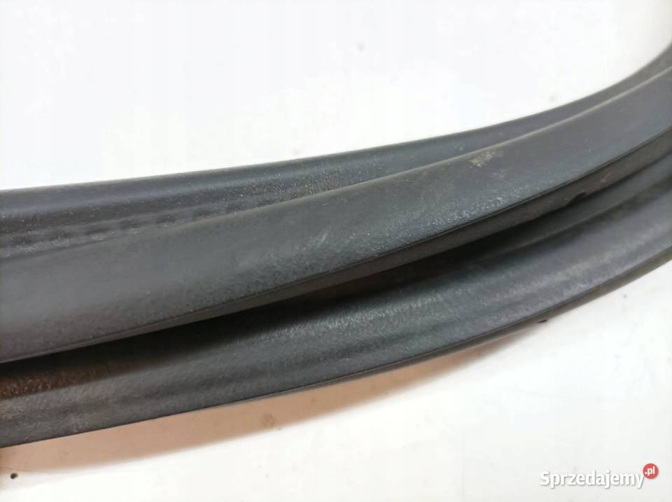 USZCZELKA KLAPY TYŁ BAGAŻNIKA KAROSERYJNA Volvo Uszczelki świętokrzyskie
