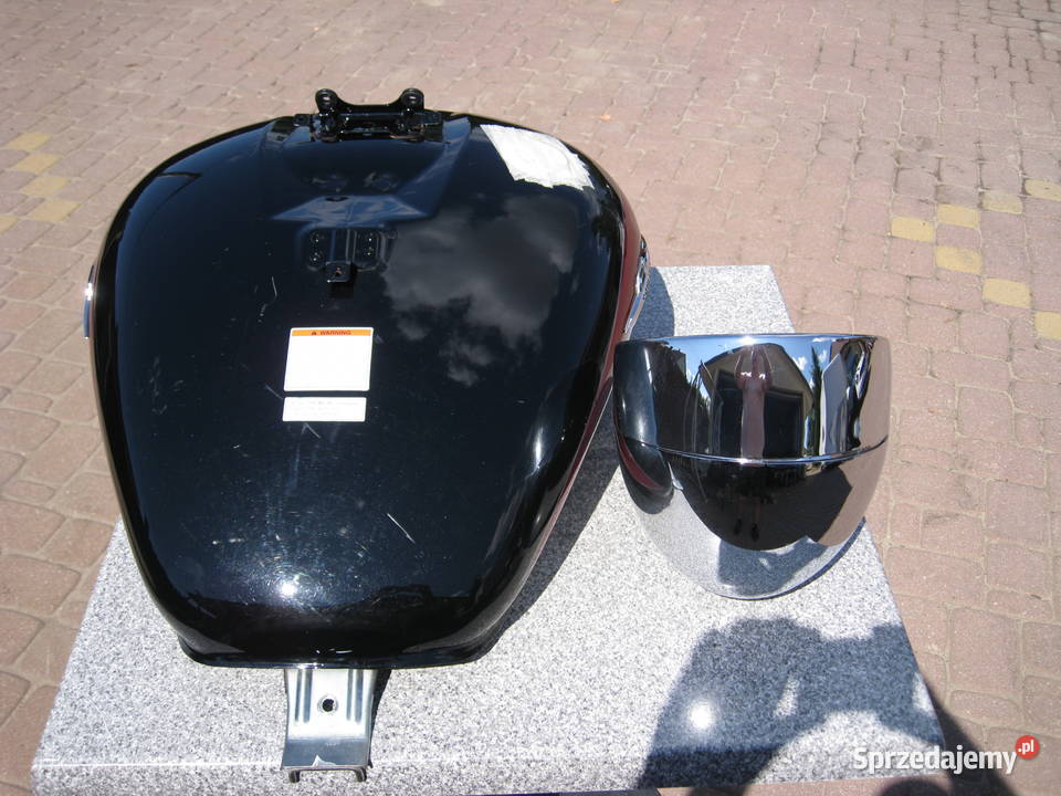SUZUKI VLR1800 Reflektor Lampa zbiornik Białystok