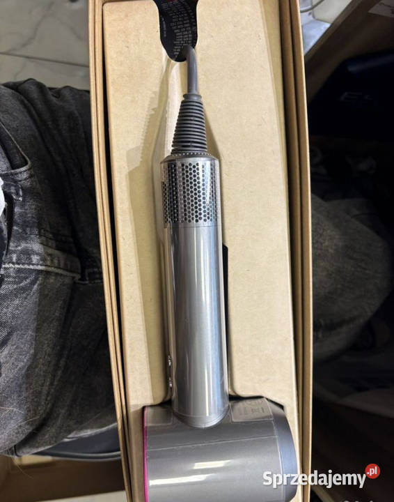 Suszarka Dyson Supersonic sprzedam