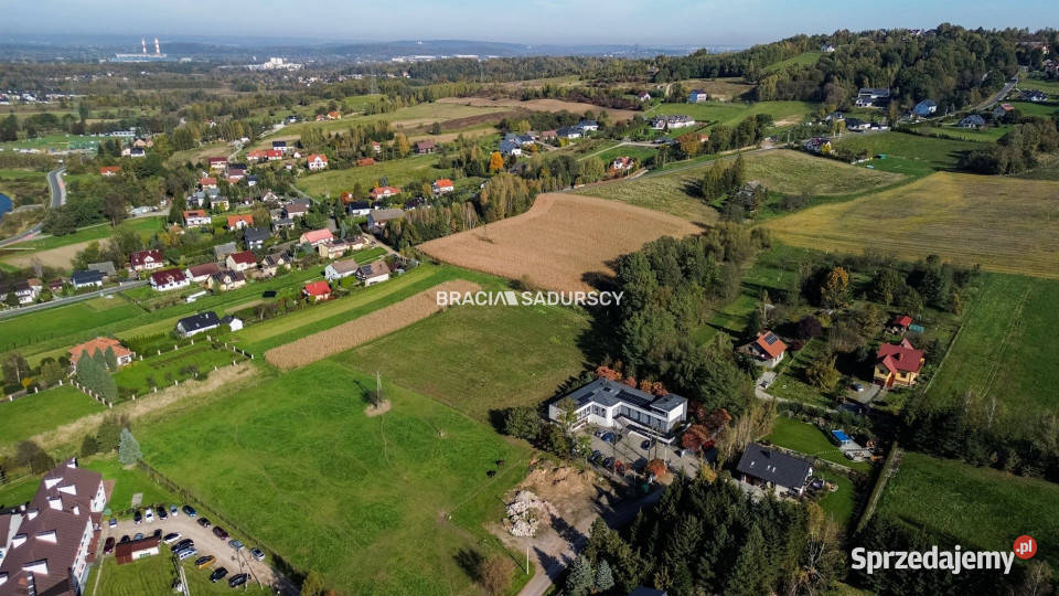 sprzedaży działki Radziszów Szkolna 7427m2 sprzedam
