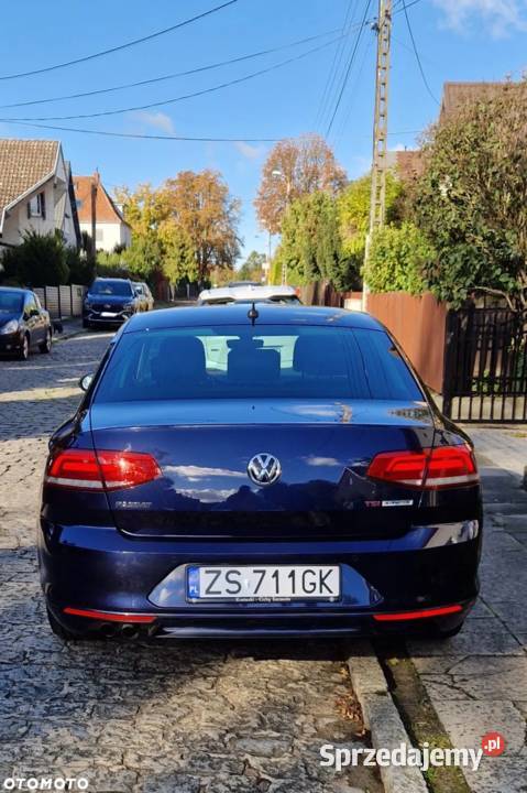 Volkswagen Passat 18 TSI BMT Comfortline garażowany