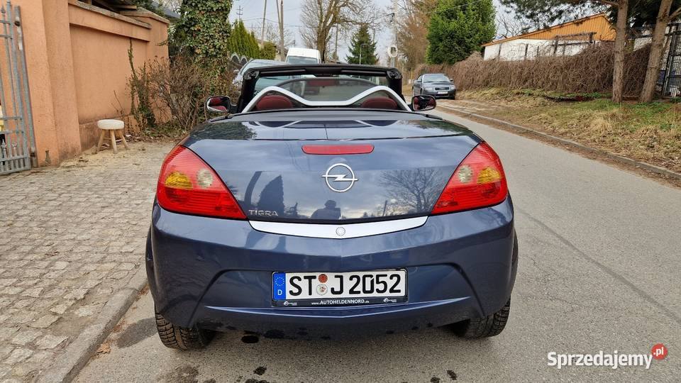 OPEL TIGRA 2008r 14 benzyna limitowana edycja wielofunkcyjna kierownica