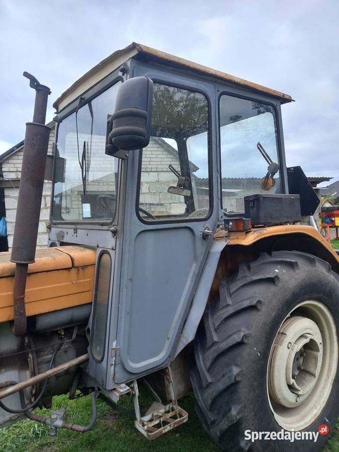 Kabina ciągnikowa kunów do c 360 Borki sprzedam