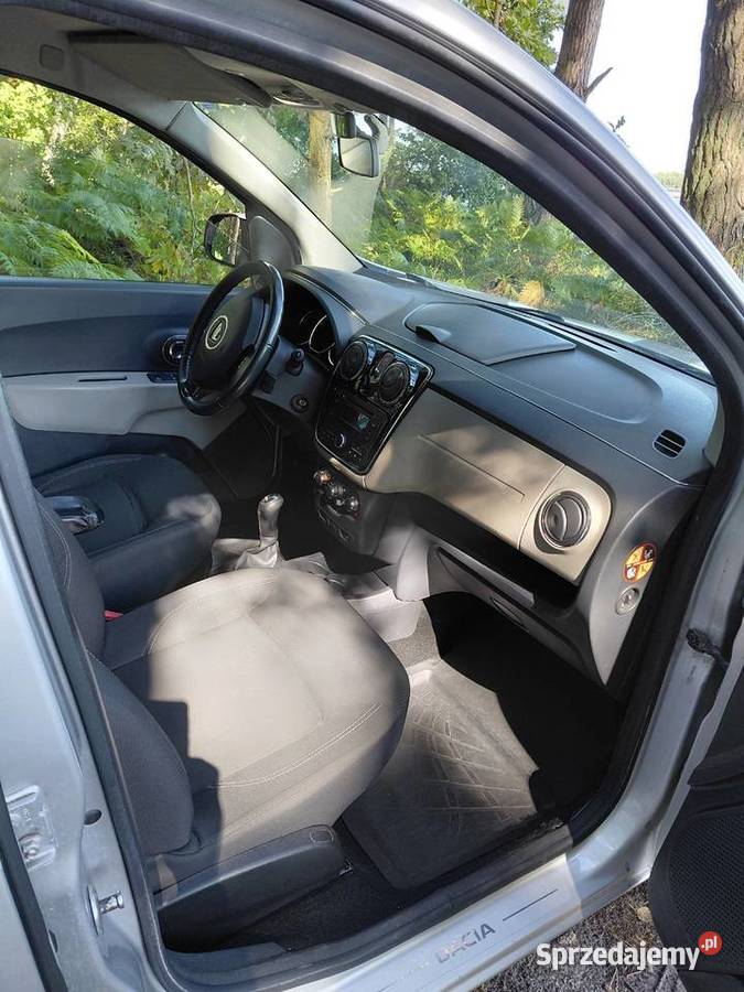 Dacia Lodgy 16 SCe Laureate SS 2016 256000 manualna