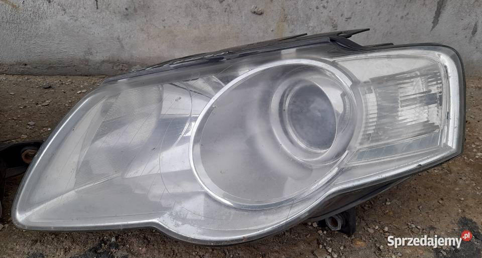 Reflektor VW Passat B6