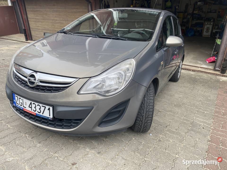Opel Corsa 2011 service klima komplet opon Corsa zachodniopomorskie Przecław