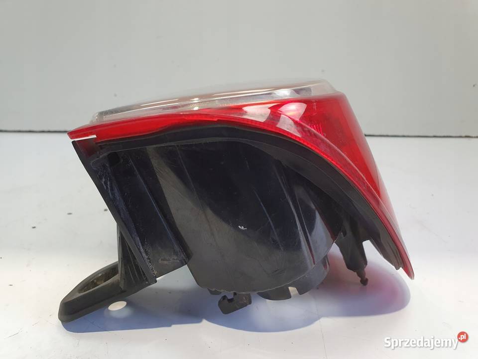 LAMPA PRAWA Nissan NV200 TYLNA prawy tył osobowe lubelskie