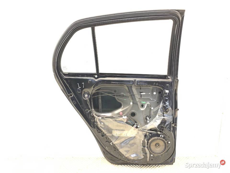 DRZWI LEWY TYŁ TOYOTA YARIS II Hatchback 0514 osobowe