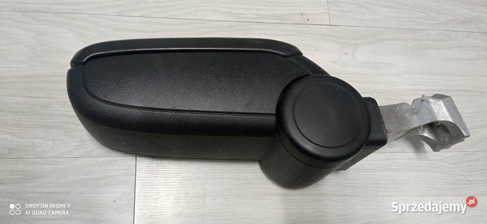 Podłokietnik Audi A3 8p 0312 OE 8P0864207BB Rok produkcji 2006 Oleszyce