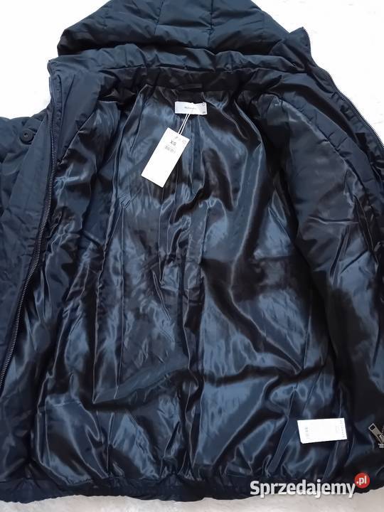 Nowa czarna puchowa kurtka z kapturem