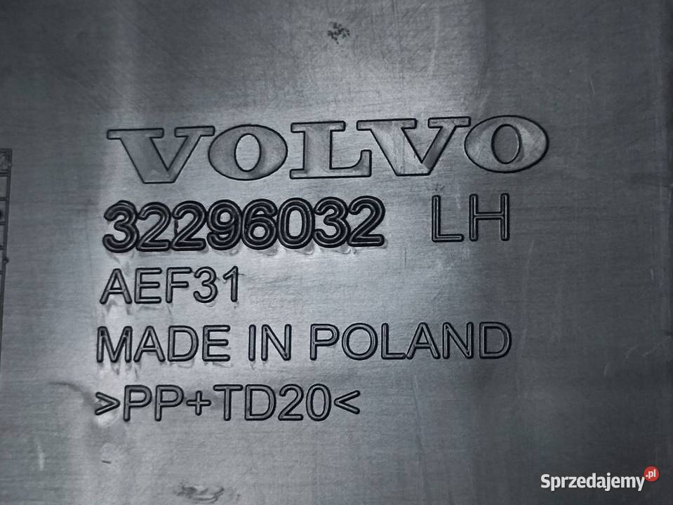 VOLVO XC60 II ŚLIZG MOCOWANIE ZDERZAKA LEWY TYŁ osobowe Pleszew
