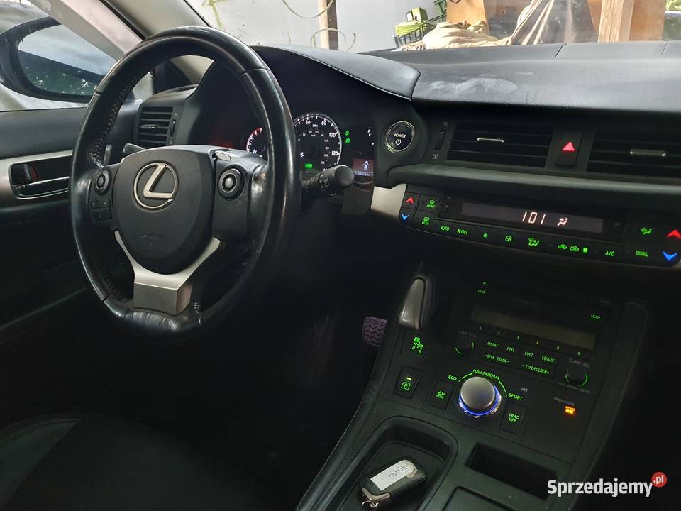 Lexus CT 2015 polift opłatach CT