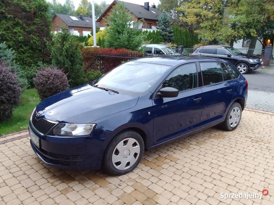 Sprzedam Skodę Rapid w doskonałym stanie niski radio