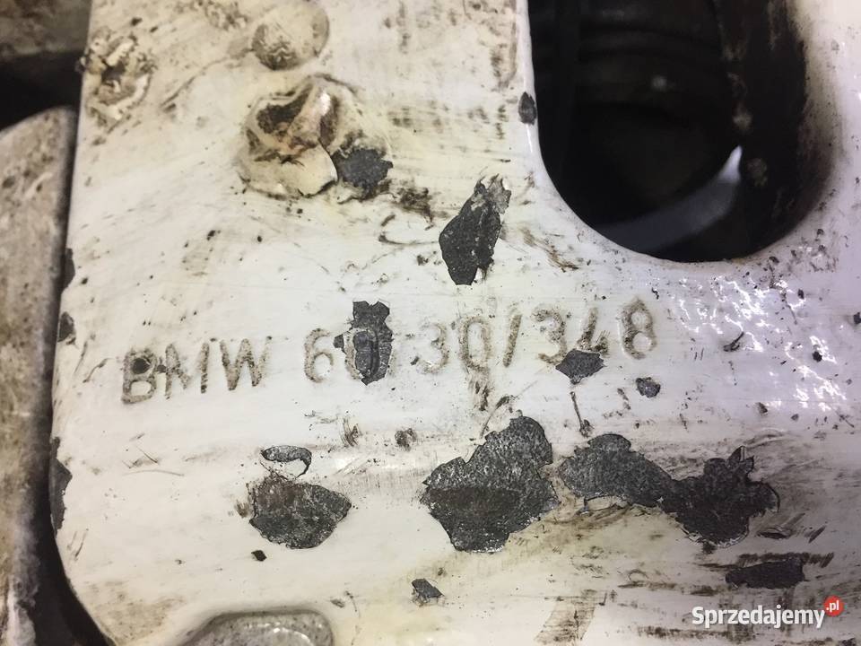 Zacisk hamulcowy BMW F10 F11 F18 6030348 dolnośląskie Jelcz-Laskowice