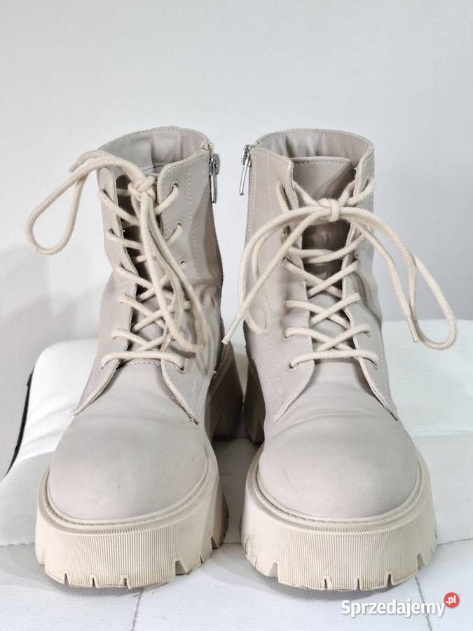 Beżowe botki 35 workery Bershka buty traktory Obuwie małopolskie Kraków
