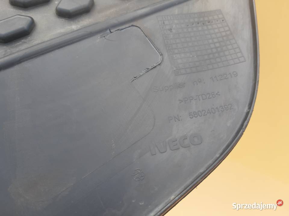 IVECO STRALIS SWAY XWAY GRILL ATRAPA 5802401392 Trzciel sprzedam