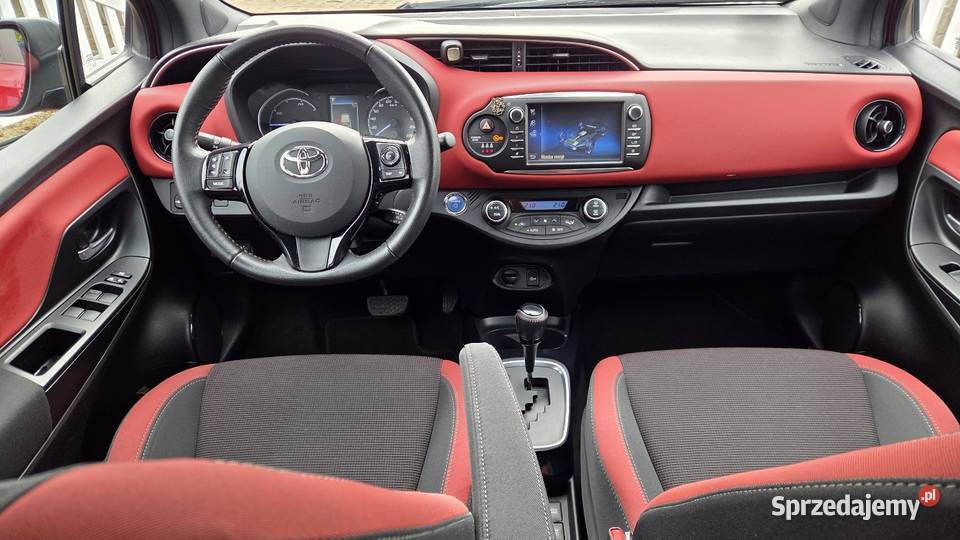 Toyota Yaris Hybryda Najbogatsza Wersja Hatchback