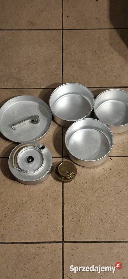 Zestaw naczyń turystyczny aluminiowy z PRL