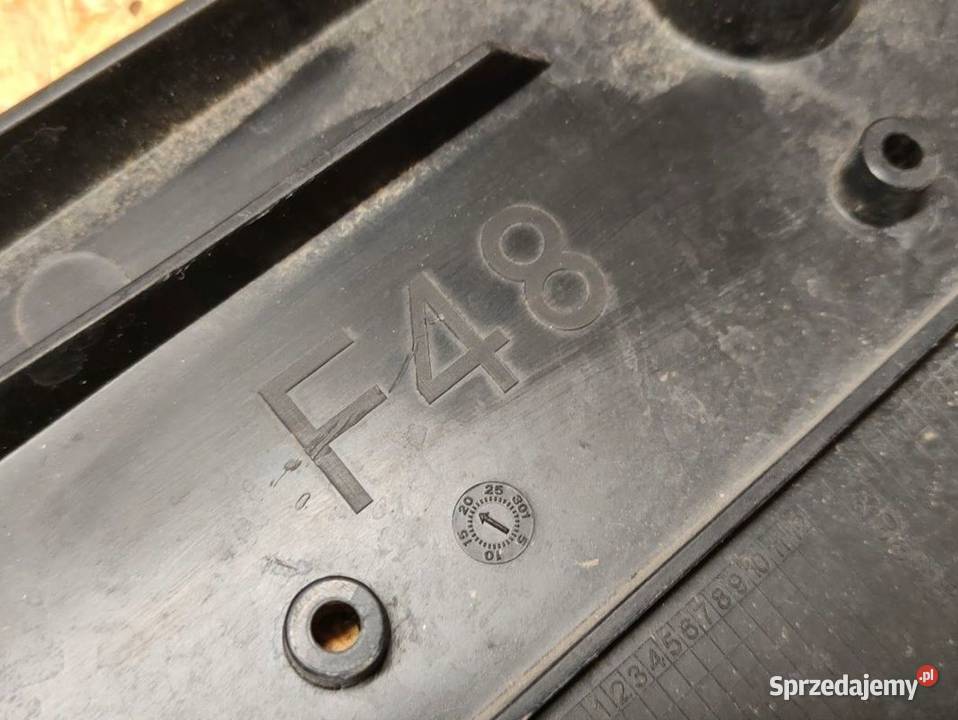 Podkładka Tablicy Rejestracyjnej BMW X1 F48 Atrapy Pleszew
