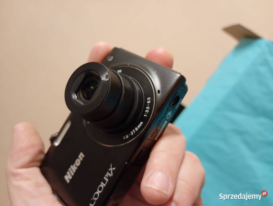 Czarny Nikon Coolpix S 3300 Każdy go chce mieć Katowice