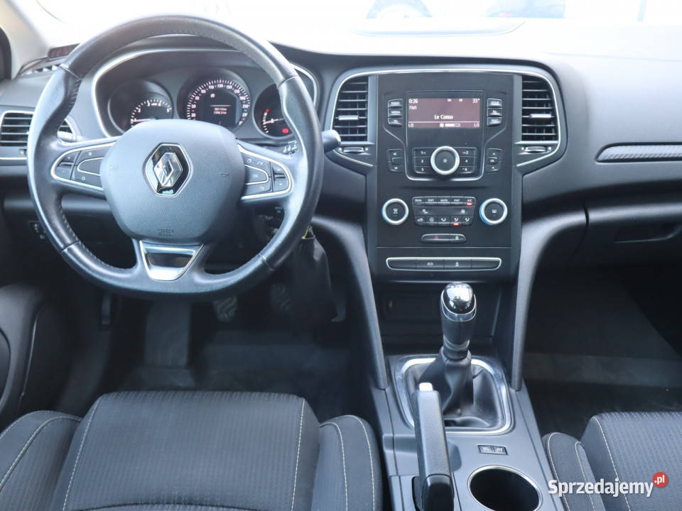 Renault Megane 12 TCe gniazdo USB Katowice